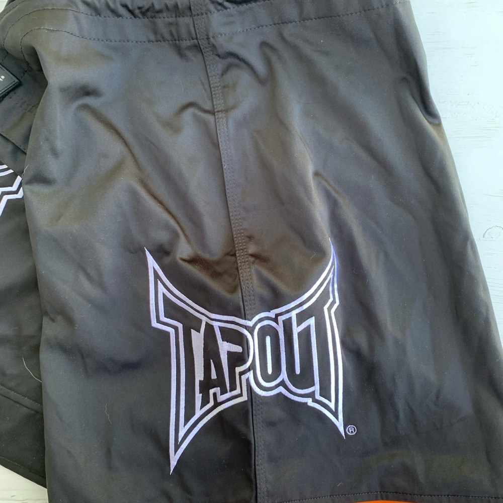 NWOT TAPOUT MMA SHORTS | size 38